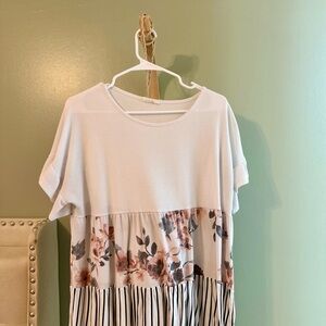 Chic Soul Cream Floral Tiered Short Sleeve Tunic